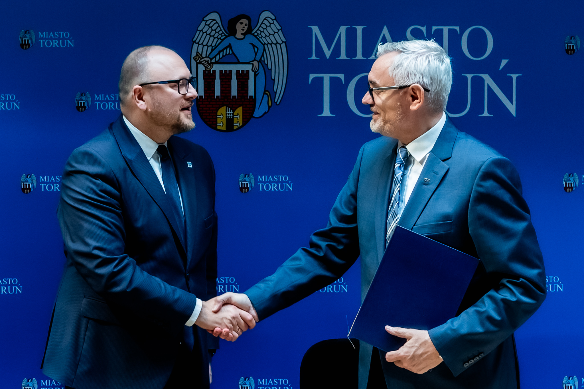 Miasto kupuje kolejne „hybrydy” 