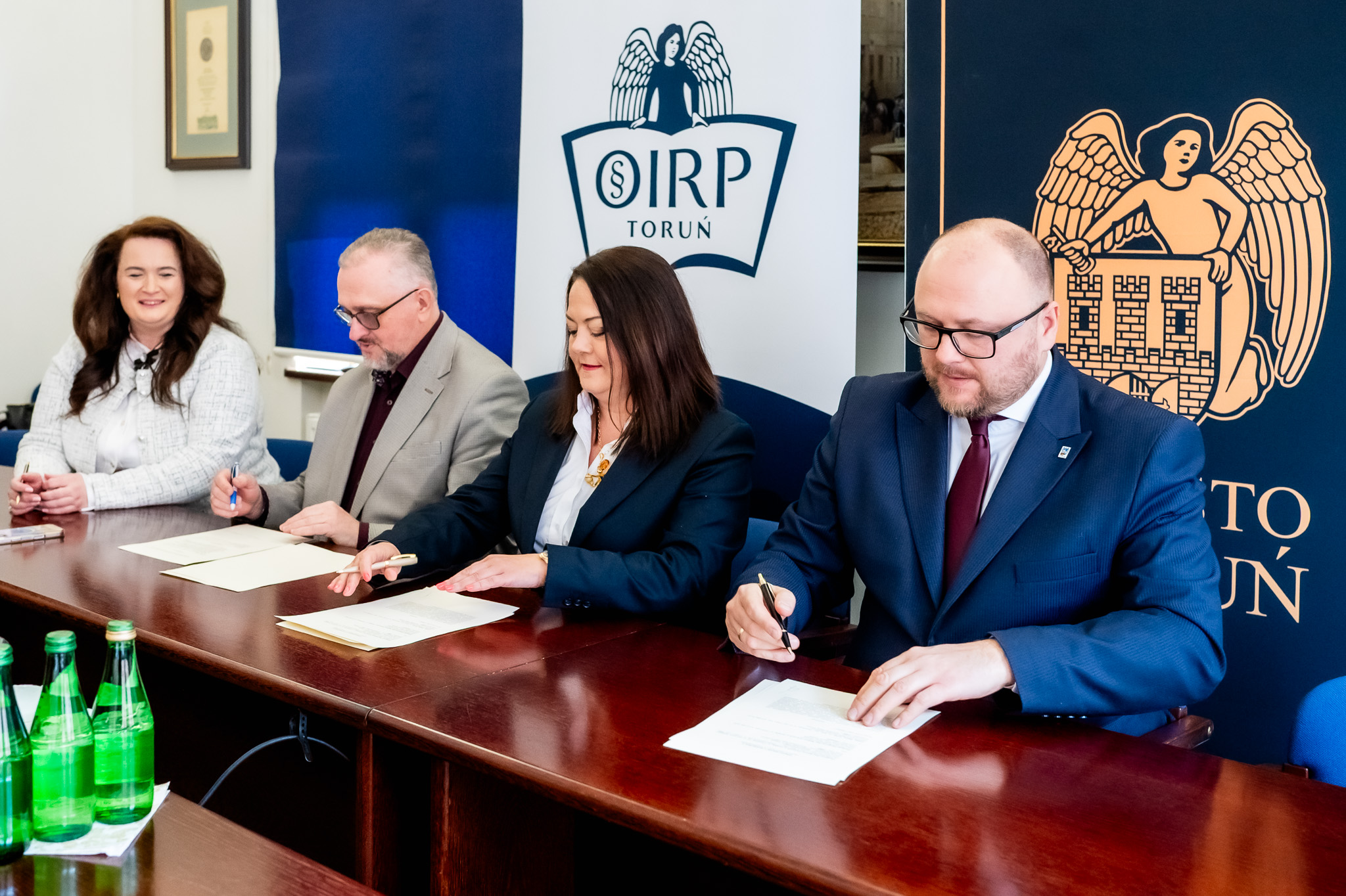 Toruń łączy siły z prawnikami dla mieszkańców i edukacji prawnej