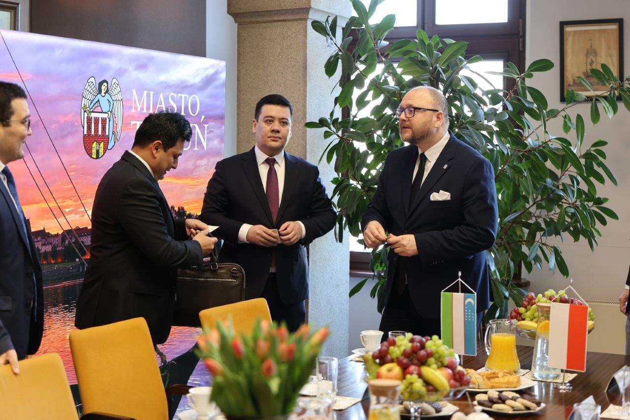 Spotkanie z Ambasadorem Uzbekistanu