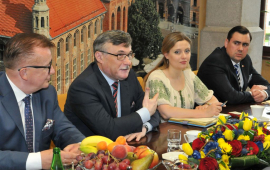 Zdjęcie z galerii Otwarcie konsulatu Mołdawii