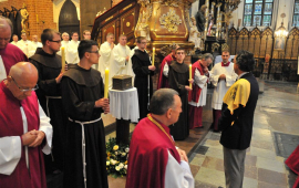 Zdjęcie z galerii Relikwie bł. Jana Łobdowczyka w Toruniu 