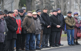 Zdjęcie z galerii Pomnik Artylerzystów Polskich w nowym miejscu