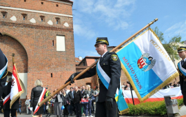 Zdjęcie z galerii Święto Flagi 2 maja 2016 w Toruniu
