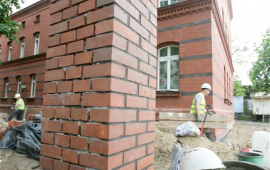 Zdjęcie z galerii Remont i modernizacja budynku przy ul. Chłopickiego