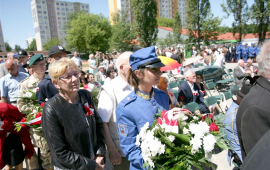 Zdjęcie z galerii Odsłonięcie pomnika Zesłańców Sybiru w Toruniu