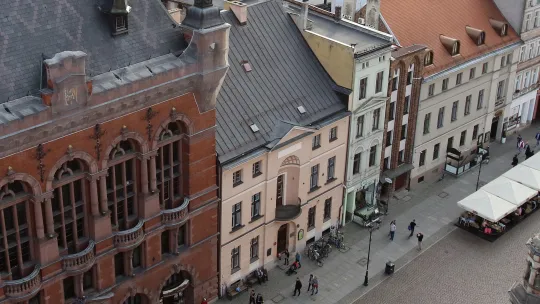 Zdjęcie budynku Domu Harcerza i sąsiednich, fot. Adam Zakrzewski