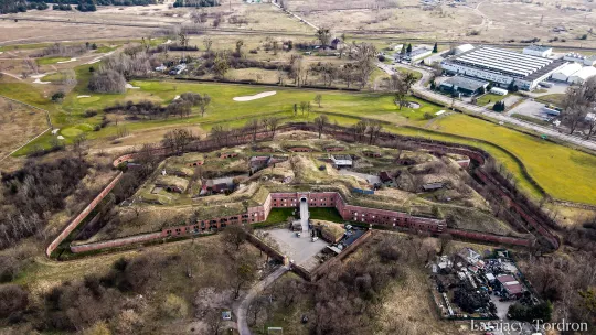 Fort IV ul. Chrobrego 86