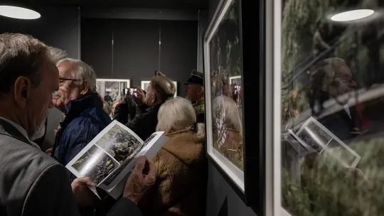 The Black Wall Gallery for Photography