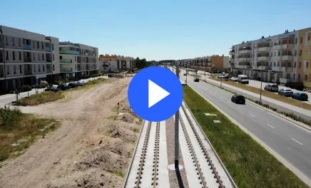 Na zdjęciu torowisko w budowie