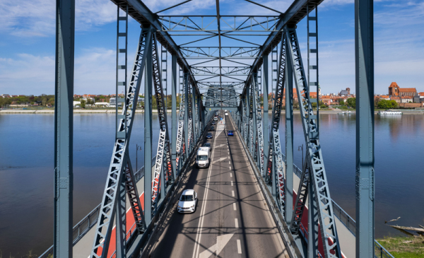 Most drogowy im. Józefa Piłsudskiego w Toruniu