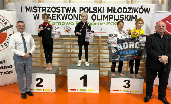 Mistrzynią Polski w kategorii -30 kg została Julia Masłowska.
