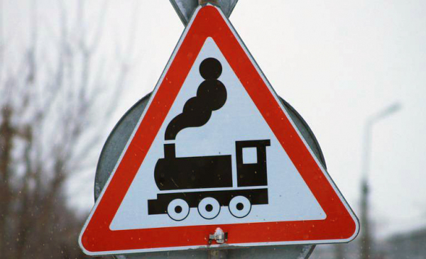 Znak przejazdu kolejowego