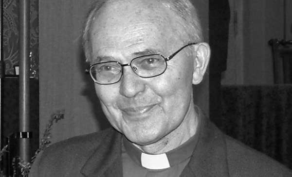 Ojciec Władysław Wołoszyn w 2003 r.