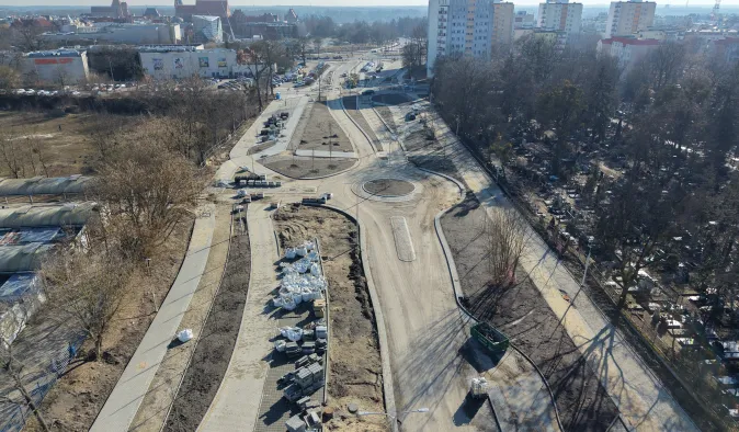 13 marca br. zostanie udostępniona do ruchu Trasa Staromostowa na odcinku od ul. Dekerta do pl. Niepodłegłości.