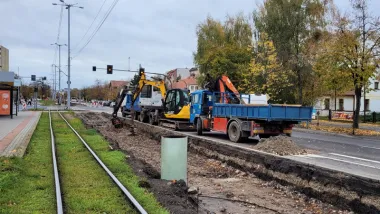 W ciągu ul. Konstytucji 3 Maja i Kościuszki trwają modernizacje kolejnych odcinków toruńskich torowisk.