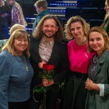 Życie widziane oczami osób zmagających się z chorobami onkologicznymi było tematem spektaklu "Krąg Kobiet", który przedstawiła w minioną niedzielę grupa teatralna "ONKO-świat", działająca w ramach Akademii Walki z Rakiem Fundacji "Światło".