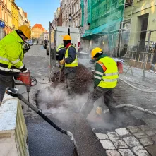 Awaria ciepłociągu na Mostowej