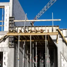 Budowa szkoły podstawowej przy ul. Grasera - stan prac na 4.11.2024 r.