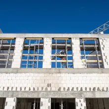 Budowa szkoły podstawowej przy ul. Grasera - stan prac na 4.11.2024 r.