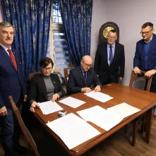 Podpisanie porozumienia międzygminnego dot. połaczeń autobusowych z Gminą Wielka Nieszawka