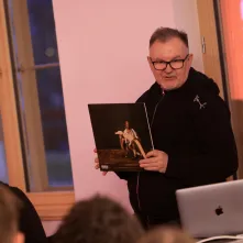 Muzyczna podróż z Hirkiem Wroną