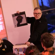 Muzyczna podróż z Hirkiem Wroną