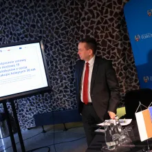 Podpisanie umowy na zakup autobusów elektrycznych