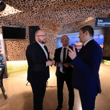 Podpisanie umowy na zakup autobusów elektrycznych