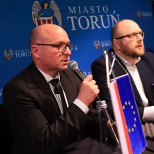 Podpisanie umowy na zakup autobusów elektrycznych