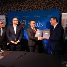 Podpisanie umowy na zakup autobusów elektrycznych