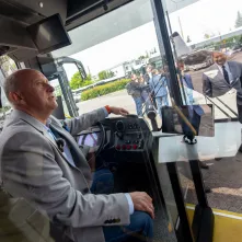 Nowe hybrydy w taborze MZK