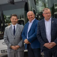 Nowe hybrydy w taborze MZK