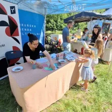 Kulturalne śniadanie nad Martówką