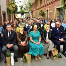 80-lecie Zespołu Szkół Inżynierii Środowiska w Toruniu, wręczenie Medalu "Za Zasługi dla Miasta Torunia"