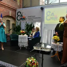 80-lecie Zespołu Szkół Inżynierii Środowiska w Toruniu, wręczenie Medalu "Za Zasługi dla Miasta Torunia"