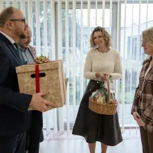 Z życzeniami dla mieszkańców i pracowników Domu Pomocy Społecznej w Toruniu