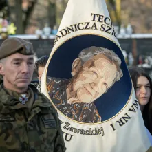  Toruń pamięta o prof. gen. Elżbiecie Zawackiej