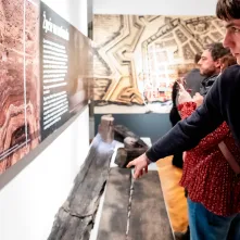 Wernisaż wystawy o zapomnianym nabrzeżu Torunia w Ratuszu Staromiejskim