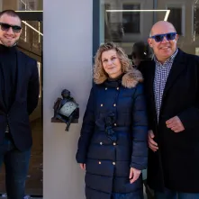 Aniołek prz ul. Szczytej 6 odsłonięty, 2.03.2026