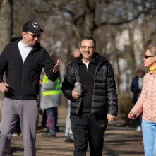 Międzypokoleniowy bieg w Parku Glazja