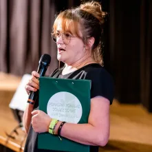 „Piękna i Bestia” w wykonaniu Teatru „Czy TAK, czy NIE?”