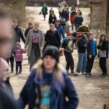 Leśne poszukiwanie pisanek na Barbarce