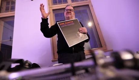 Muzyczna podróż z Hirkiem Wroną