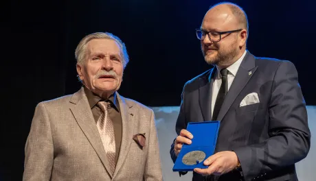 Medal Honorowy „Thorunium” dla Władysława Owczarzaka