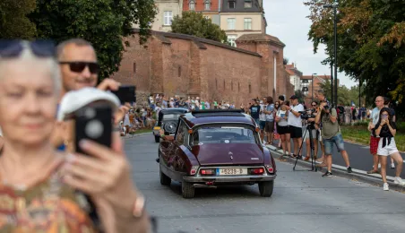 Parada i wystawa Citroena cz. 1, 17.08.2024 r.