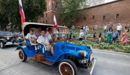 Parada i wystawa Citroena cz. 1, 17.08.2024 r.