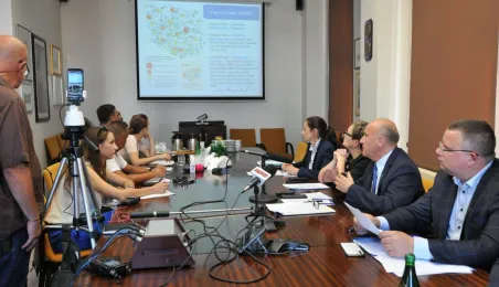 Uczestnicy konferencji podczas prezentacji