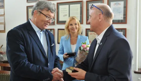 Dr hab. Marlena Ciechan-Kujawa, dr hab. Jerzy Boehlke i wiceprezydent Rafał Pietrucień