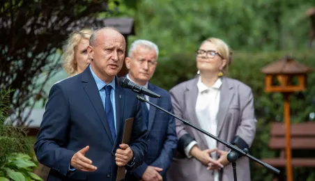 Przemawia wiceprezydent Torunia Rafał Pietrucień