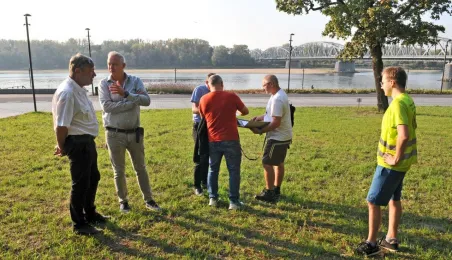 Przekazanie terenu do badań archeologom z UMK